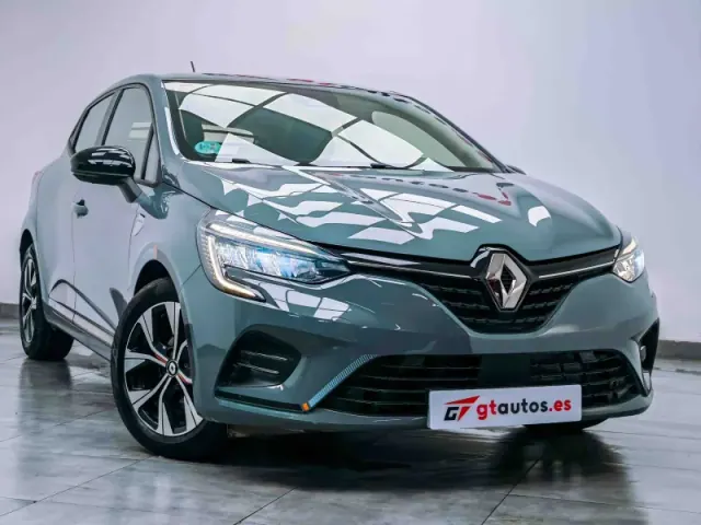 Renault Clio foto 10
