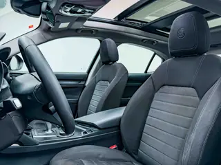 Alfa Romeo Stelvio 2.2 JTDM Basis 2WD miniatura 4