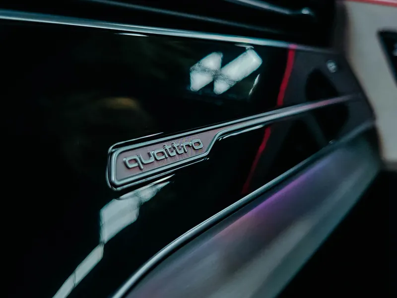 Audi Q8 SQ8 imagen 21