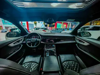 Audi Q8 SQ8 miniatura 26