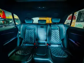 Audi Q8 SQ8 miniatura 12