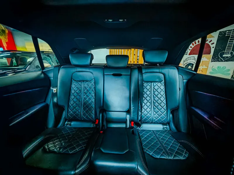 Audi Q8 SQ8 imagen 12