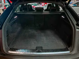 Audi Q8 SQ8 miniatura 27