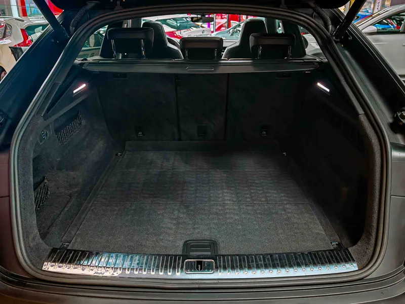 Audi Q8 SQ8 imagen 27