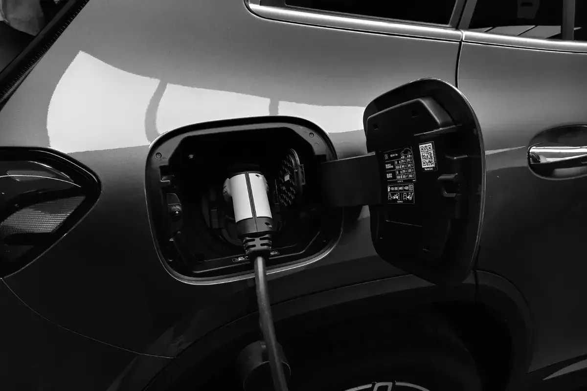 ¿Cuánto cuesta mantener un coche eléctrico al año