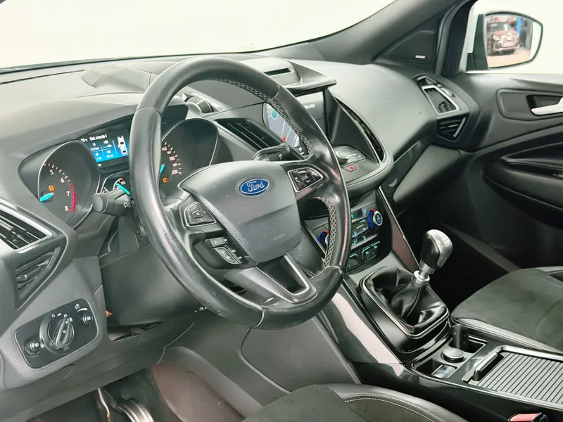 Ford Kuga 1.5 ECOBOOST ST LINE imagen 3