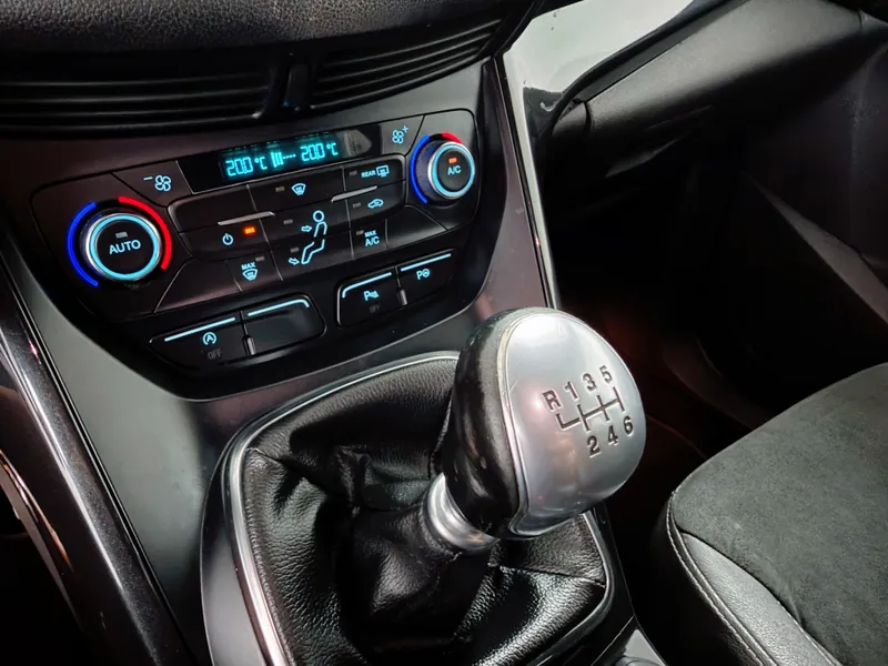 Ford Kuga 1.5 ECOBOOST ST LINE imagen 25