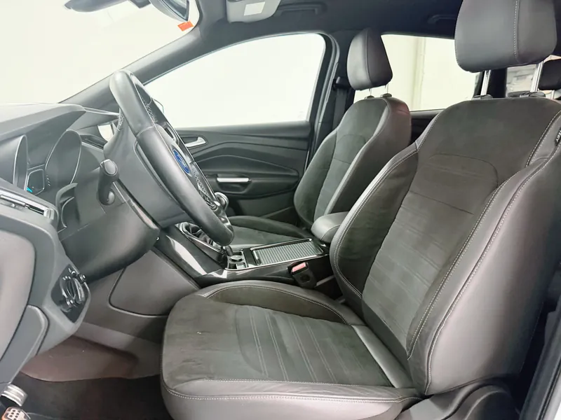Ford Kuga 1.5 ECOBOOST ST LINE imagen 24
