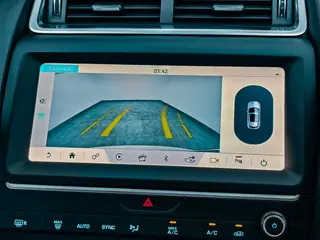Jaguar E-PACE D150 Basis miniatura 5