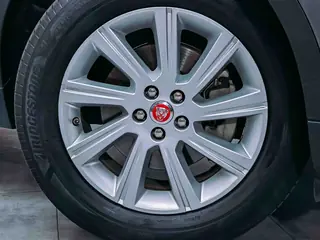 Jaguar E-PACE D150 S miniatura 23