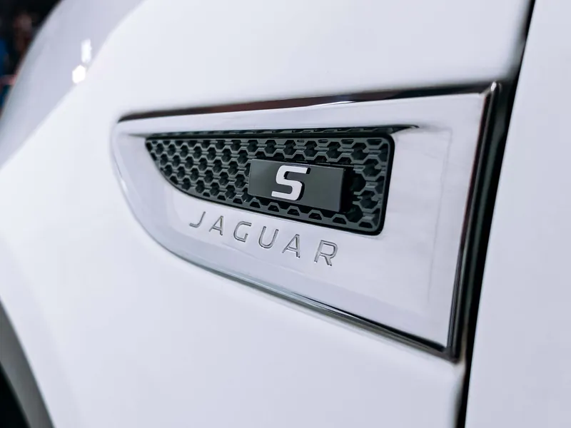 Jaguar E-PACE D150 S AWD imagen 25