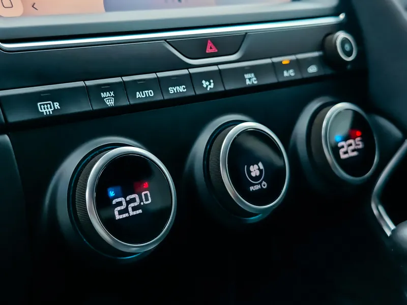 Jaguar E-PACE D150 S AWD imagen 5