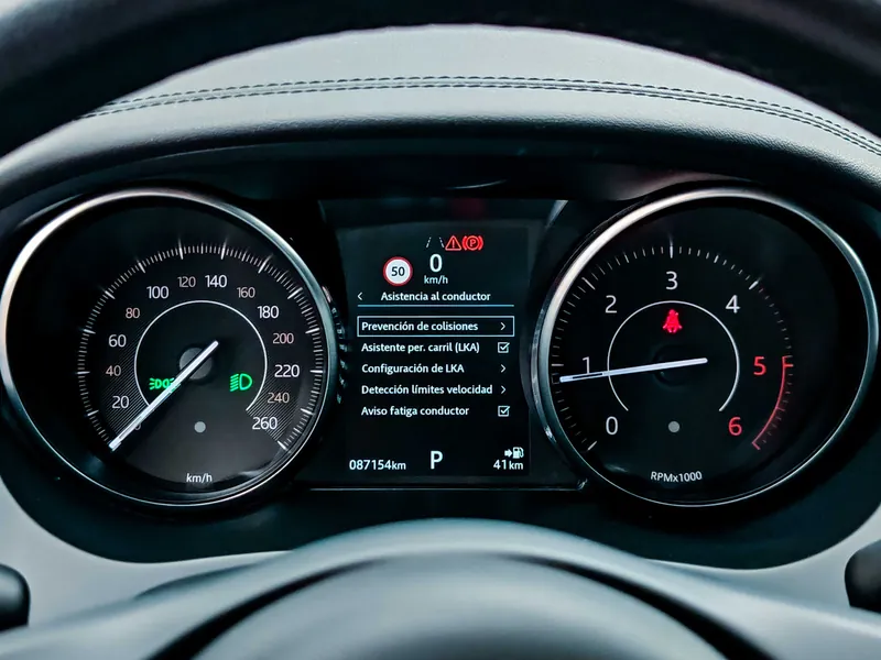 Jaguar E-PACE D150 S AWD imagen 4