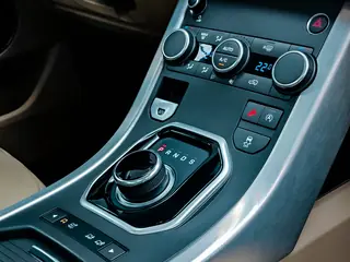 Land-Rover Range Rover Evoque 2.0 Td4 SE miniatura 19