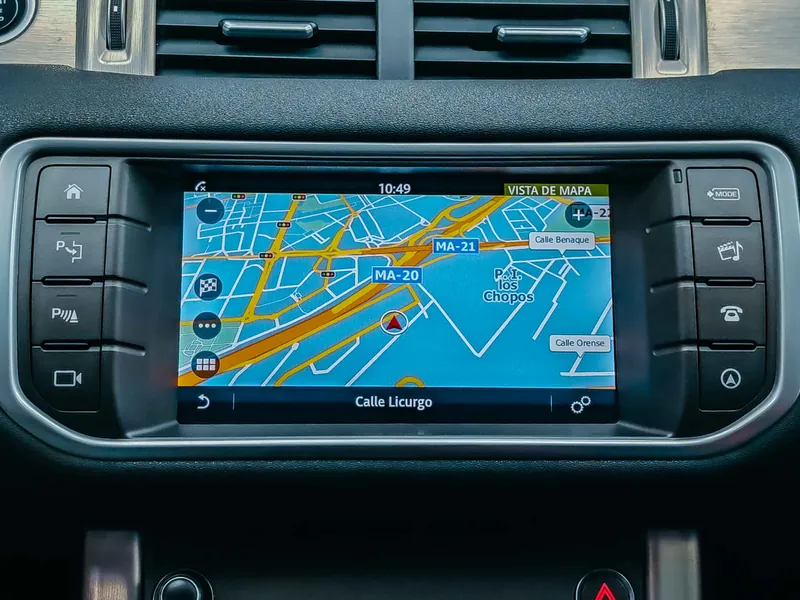 Land-Rover Range Rover Evoque 2.0 Td4 SE Dynamic imagen 4