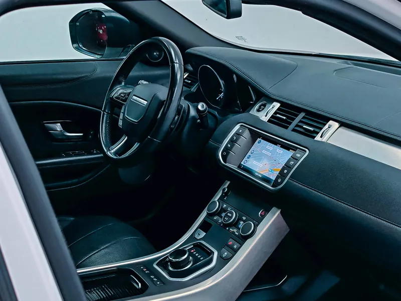 Land-Rover Range Rover Evoque 2.0 Td4 SE Dynamic imagen 15