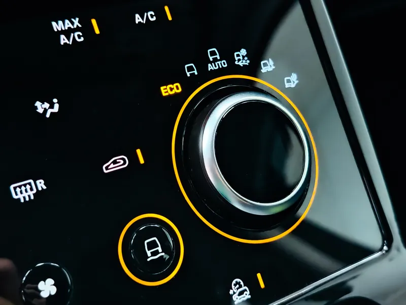 Land-Rover Range Rover Evoque Evoque D150 Mild-Hybrid imagen 8