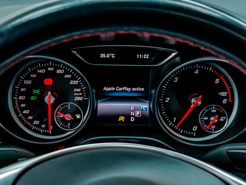Mercedes-Benz CLA 200 d AMG Line imagen 6