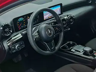 Mercedes-Benz Clase A 180d miniatura 9