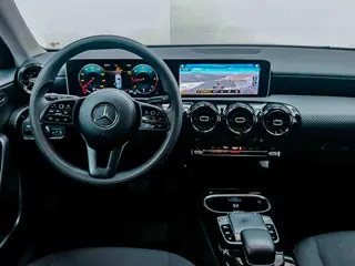 Mercedes-Benz Clase A 180d miniatura 11