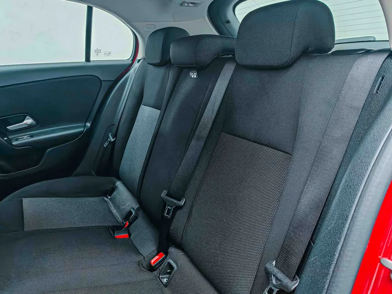 Mercedes-Benz Clase A 180d imagen 23