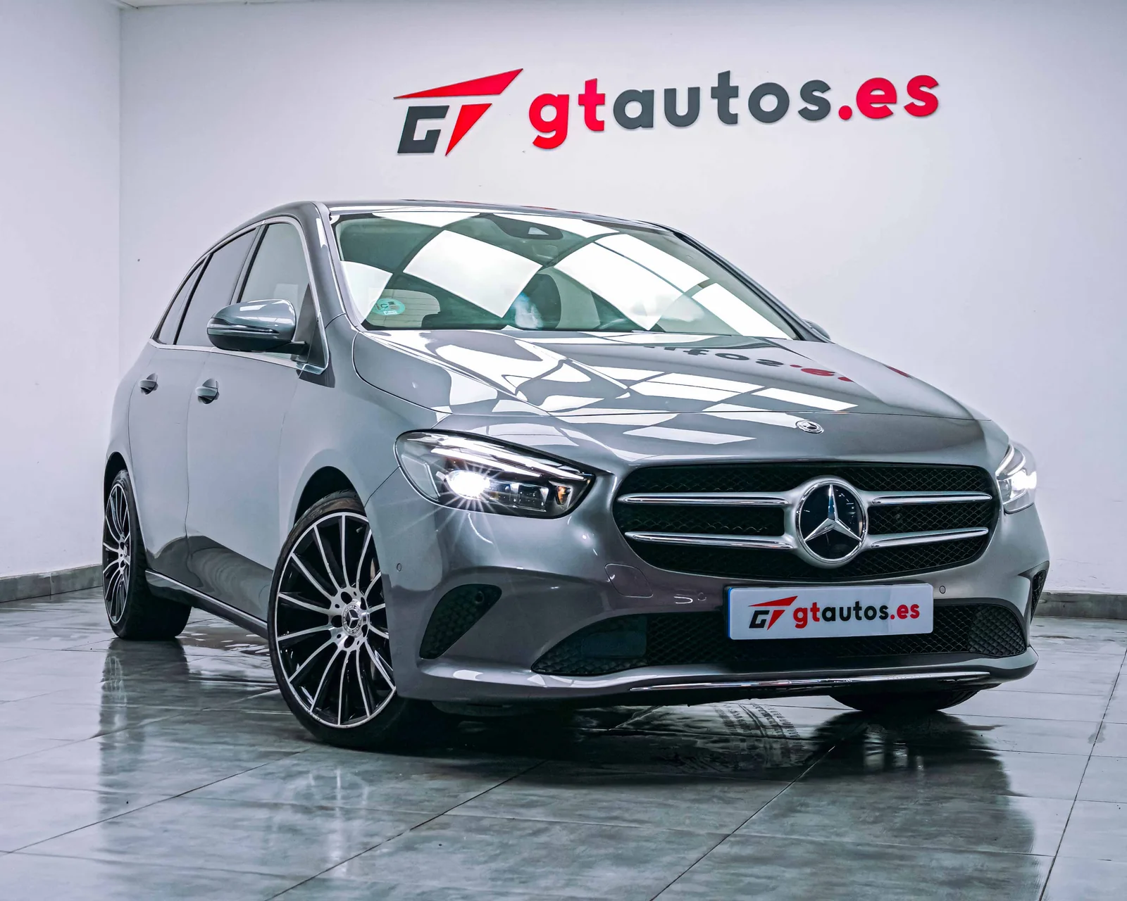Mercedes-Benz Clase B 200d Progressive imagen 1