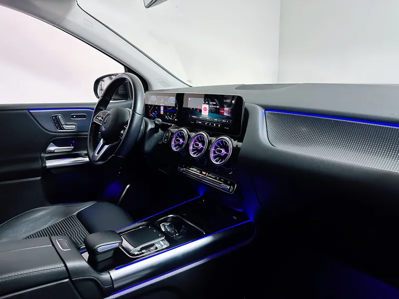 Mercedes-Benz Clase B 200d Progressive imagen 16