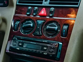 Mercedes-Benz Clase C C180 CLASSIC miniatura 5