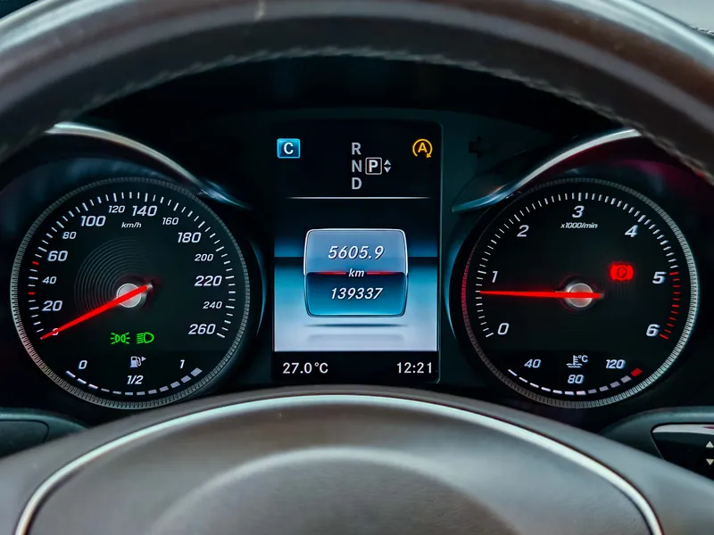 Mercedes-Benz Clase C 220 CDI BLUETEC imagen 7