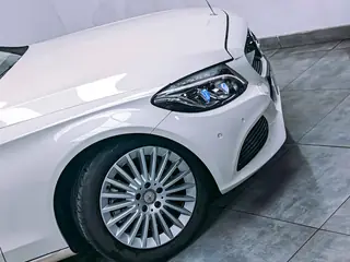 Mercedes-Benz Clase C 220 CDI BLUETEC miniatura 23