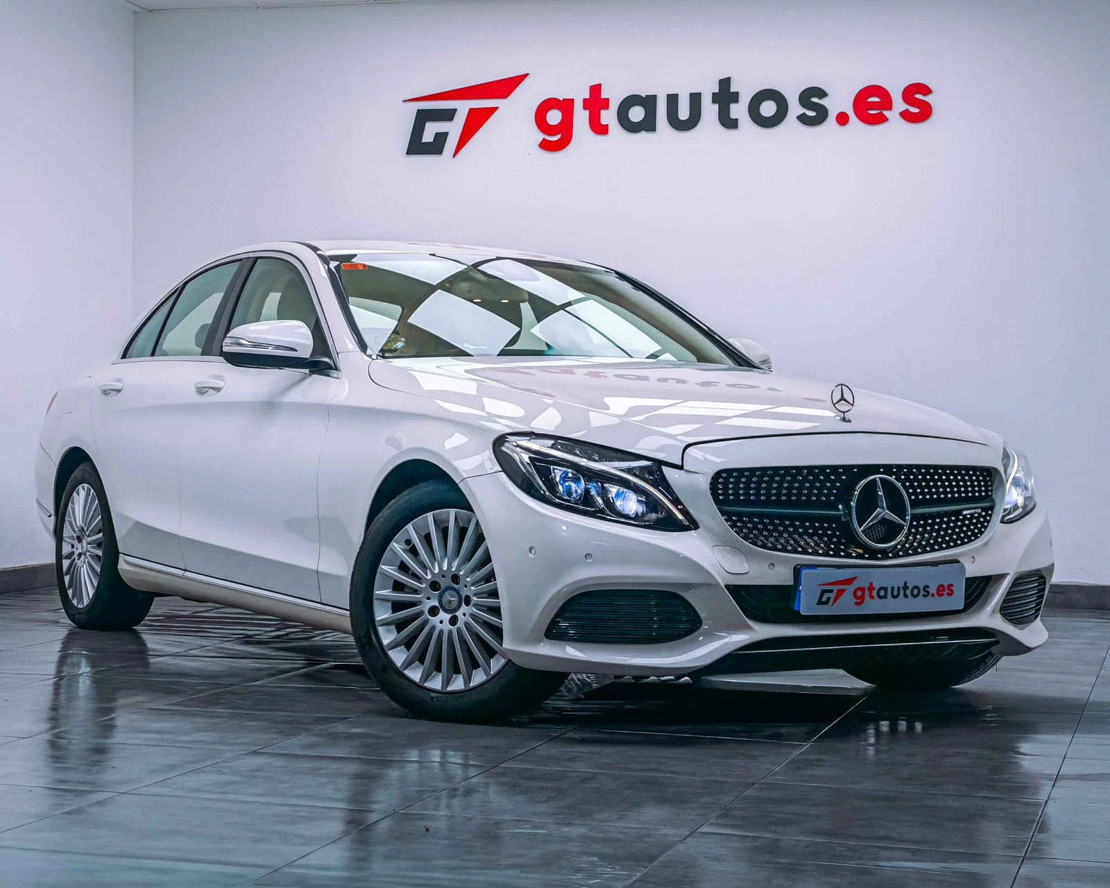 Mercedes-Benz Clase C 220 CDI BLUETEC imagen 1