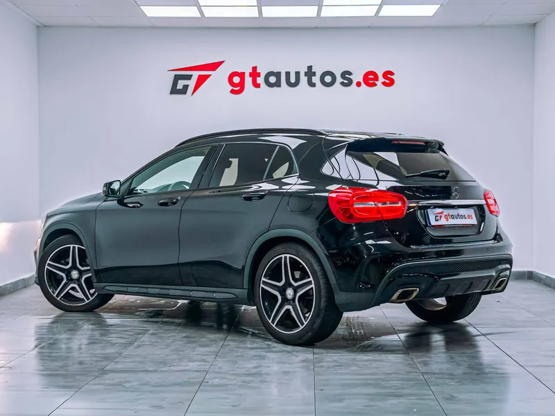 Mercedes-Benz GLA 220 d 4Matic AMG Line imagen 2