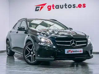 Mercedes-Benz GLA 220 d 4Matic AMG Line miniatura 1