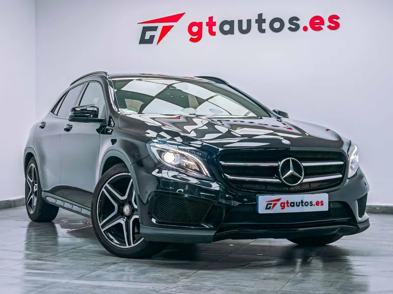 Mercedes-Benz GLA 220 d 4Matic AMG Line imagen 1
