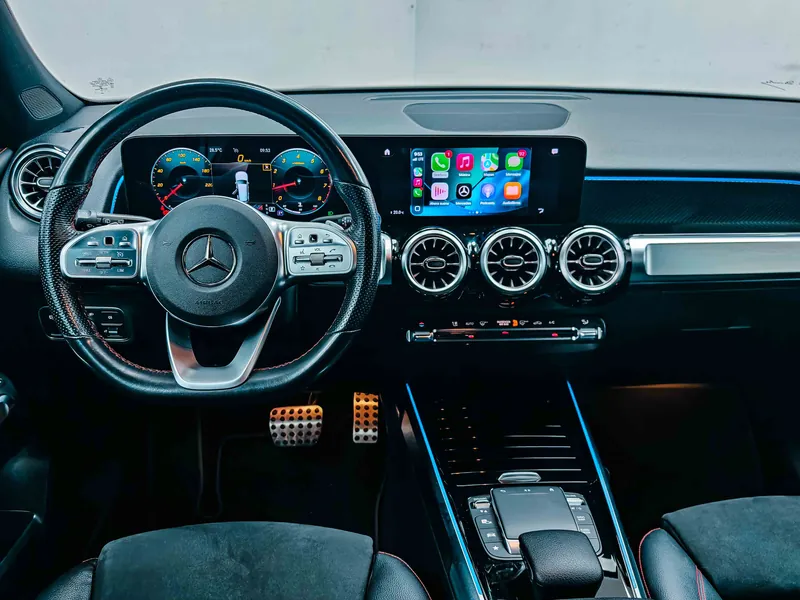Mercedes-Benz GLB 200 AMG Line imagen 3