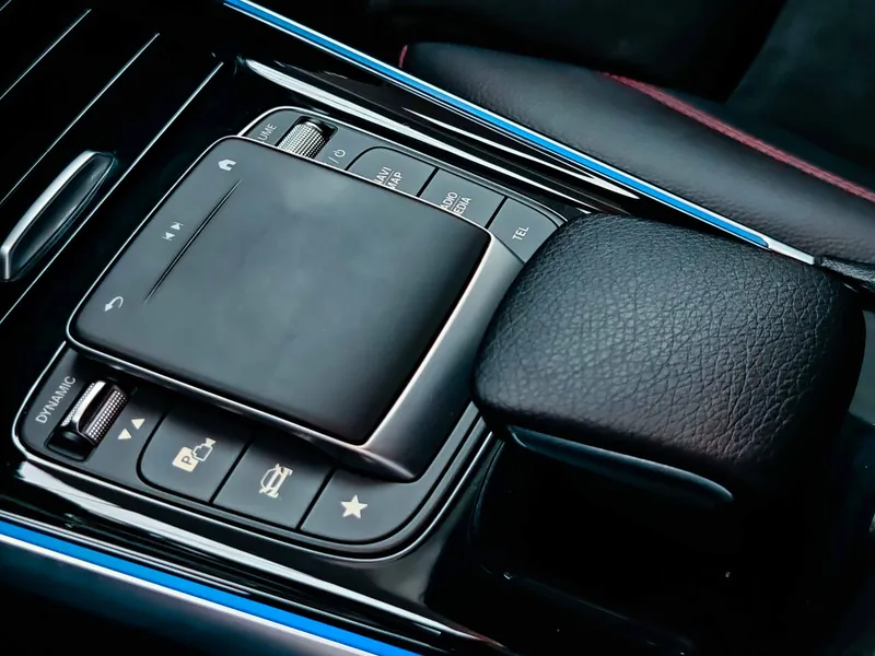 Mercedes-Benz GLB 200 AMG Line imagen 11