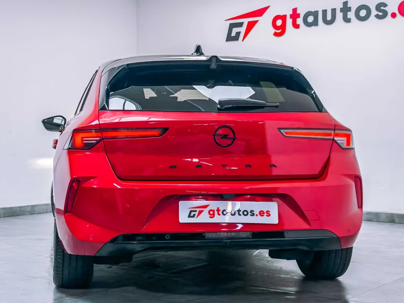 Opel Astra 1.2 Turbo GS Line imagen 29
