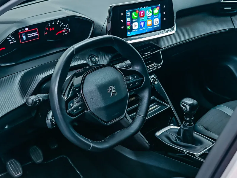Peugeot 2008 1.5 Blue-HDi Allure Pack imagen 21