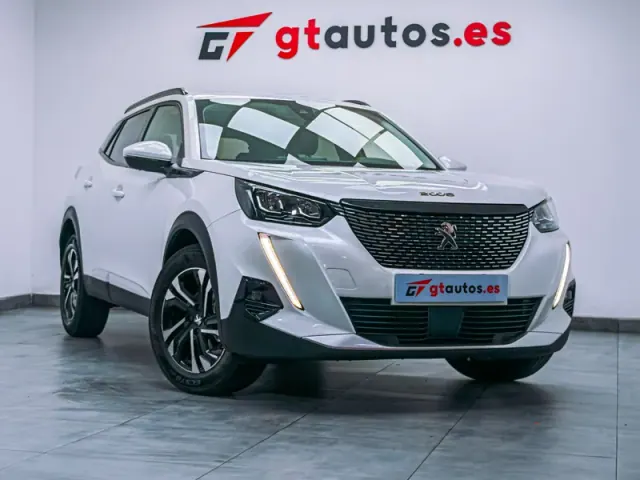 Peugeot 2008 1.5 Blue-H Di Allure Pack