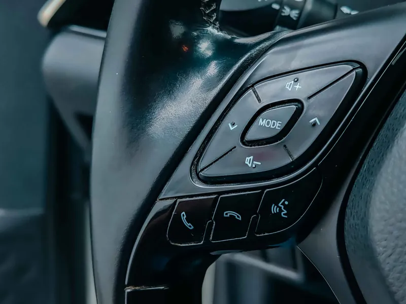 Toyota C-HR 1.8 Hybrid Dynamic Plus imagen 18