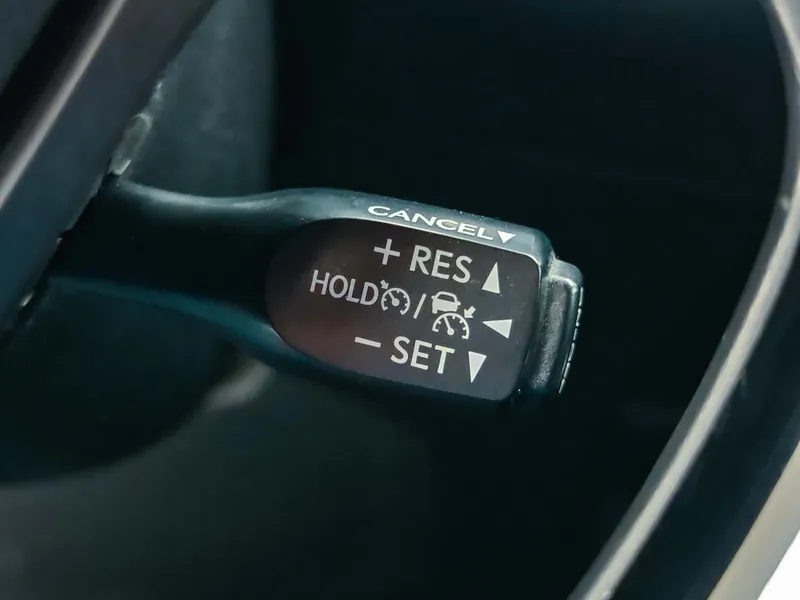 Toyota C-HR 1.8 Hybrid Dynamic Plus imagen 12
