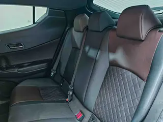 Toyota C-HR 1.8 Hybrid Dynamic Plus miniatura 5