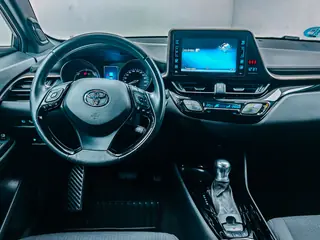 Toyota C-HR 125H Style Plus miniatura 3