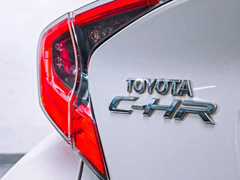 Toyota C-HR 125H Style Plus imagen 32