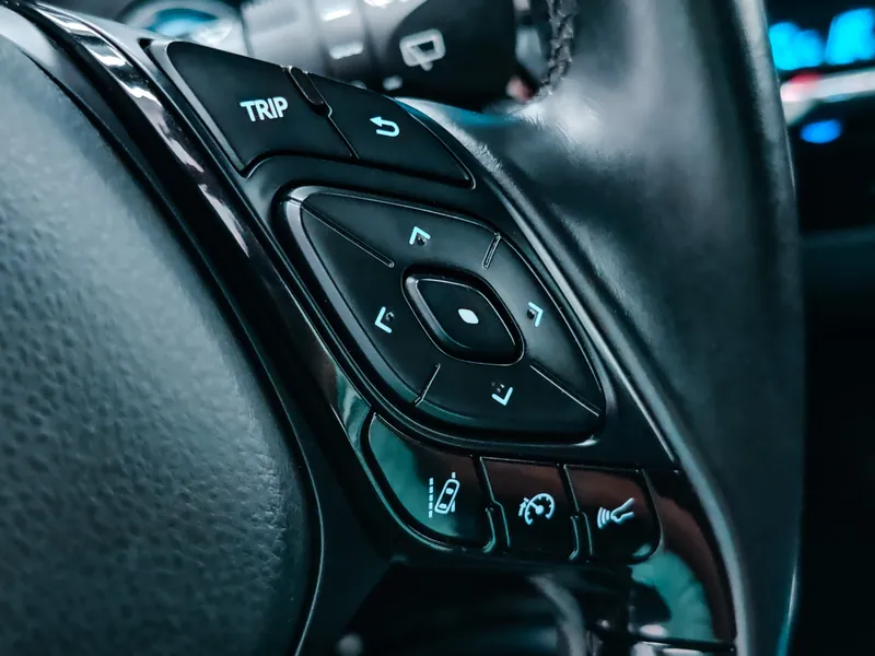 Toyota C-HR 125H Style Plus imagen 6