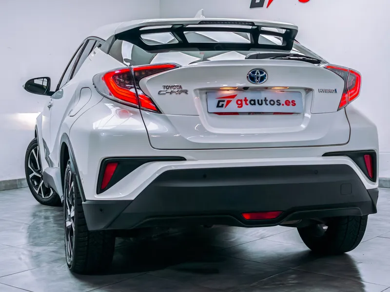 Toyota C-HR 125H Style Plus imagen 31