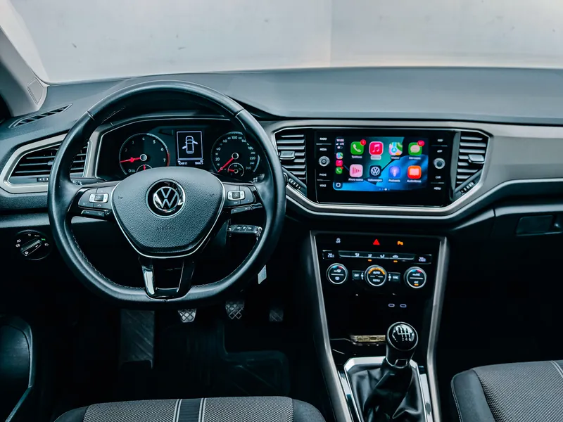 Volkswagen T-Roc 1.0 TSI Advance Style imagen 3
