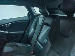 Volvo V40 2.0 D3 R-Design Momentum miniatura 24