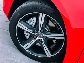 Volvo V40 2.0 D3 R-Design Momentum miniatura 22