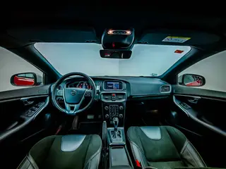 Volvo V40 2.0 D3 R-Design Momentum miniatura 13